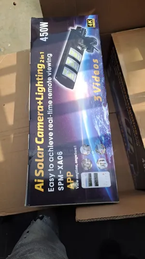 Solar Street Light 450w With Camera for Homes/ Hotels/Factor