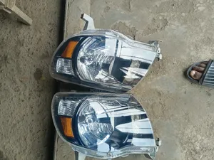Headlamp Toyota Tacoma 2005-2007 Tinted