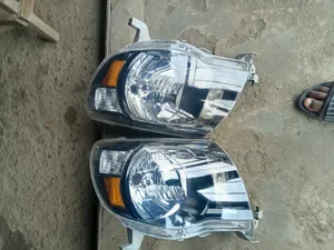 Headlamp Toyota Tacoma 2005-2007 Tinted