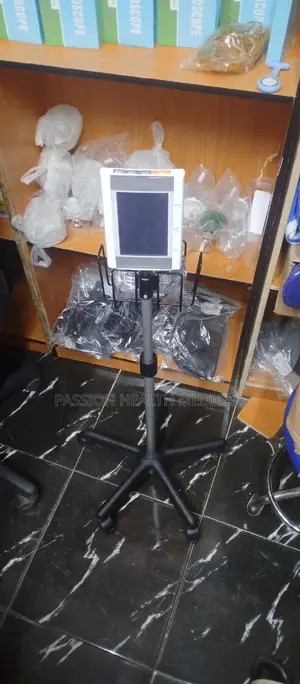 Digital Sphyg on Trolley