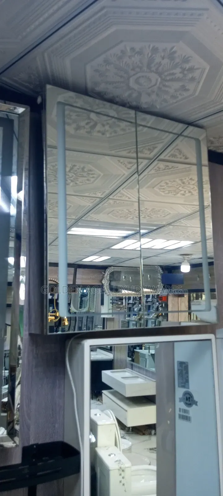 Cabinet Mirror With Bluetooth and Light