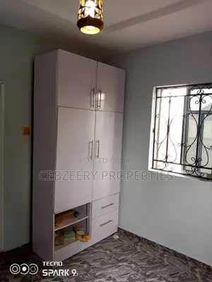 2bdrm Block of Flats in Akute Ajuwon for rent