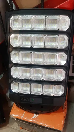 Photo - Emirates Solar Street Lights