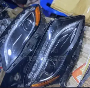 Headlamp Gla Mercedes Benz 2019 Available