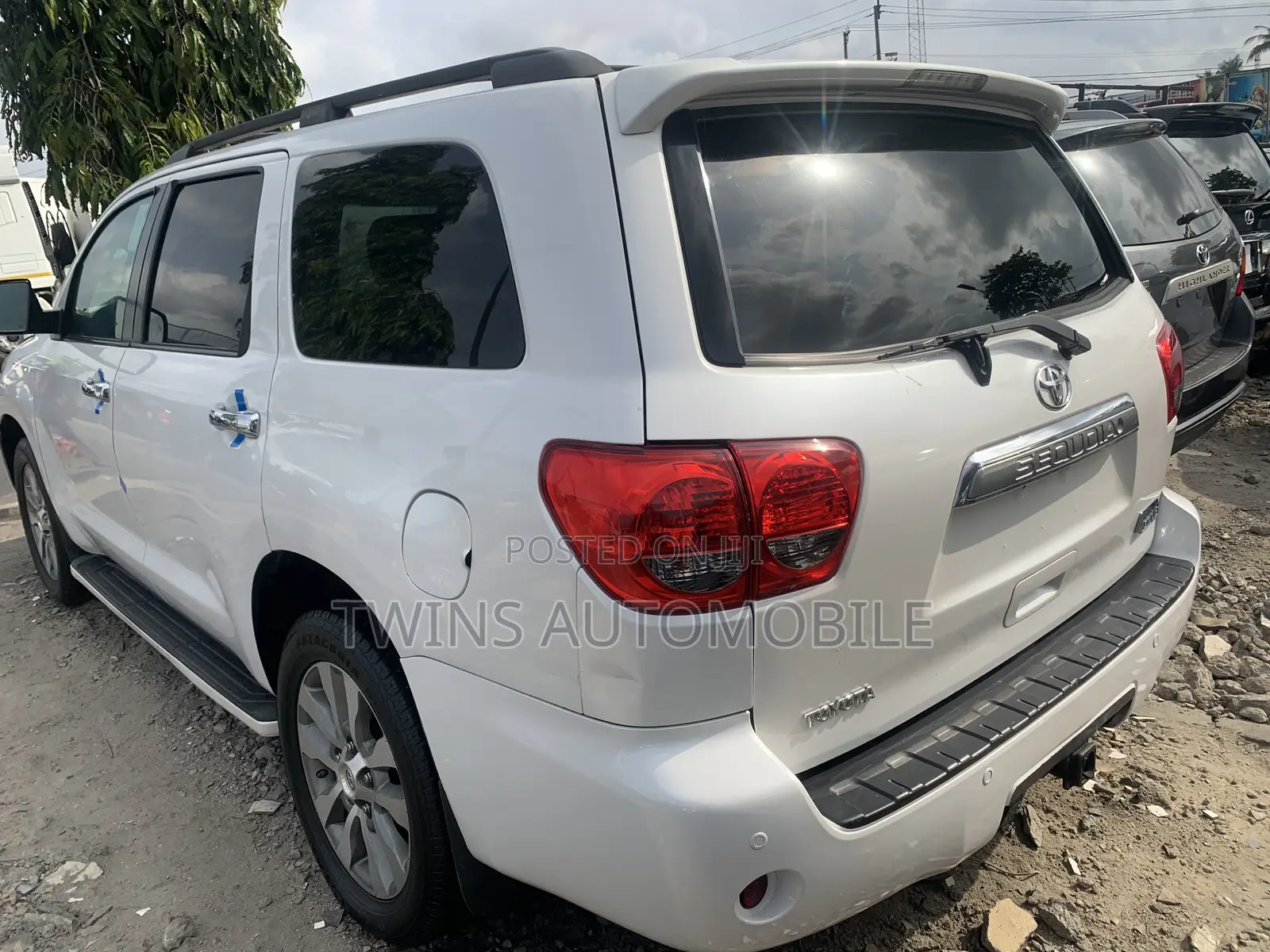 Toyota Sequoia 2012 White