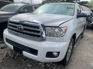 Toyota Sequoia 2012 White