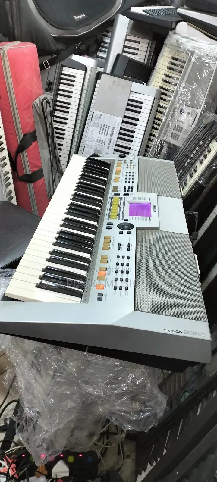 Yamaha PSR S550s Digital Workstation Arranger Keyboard
