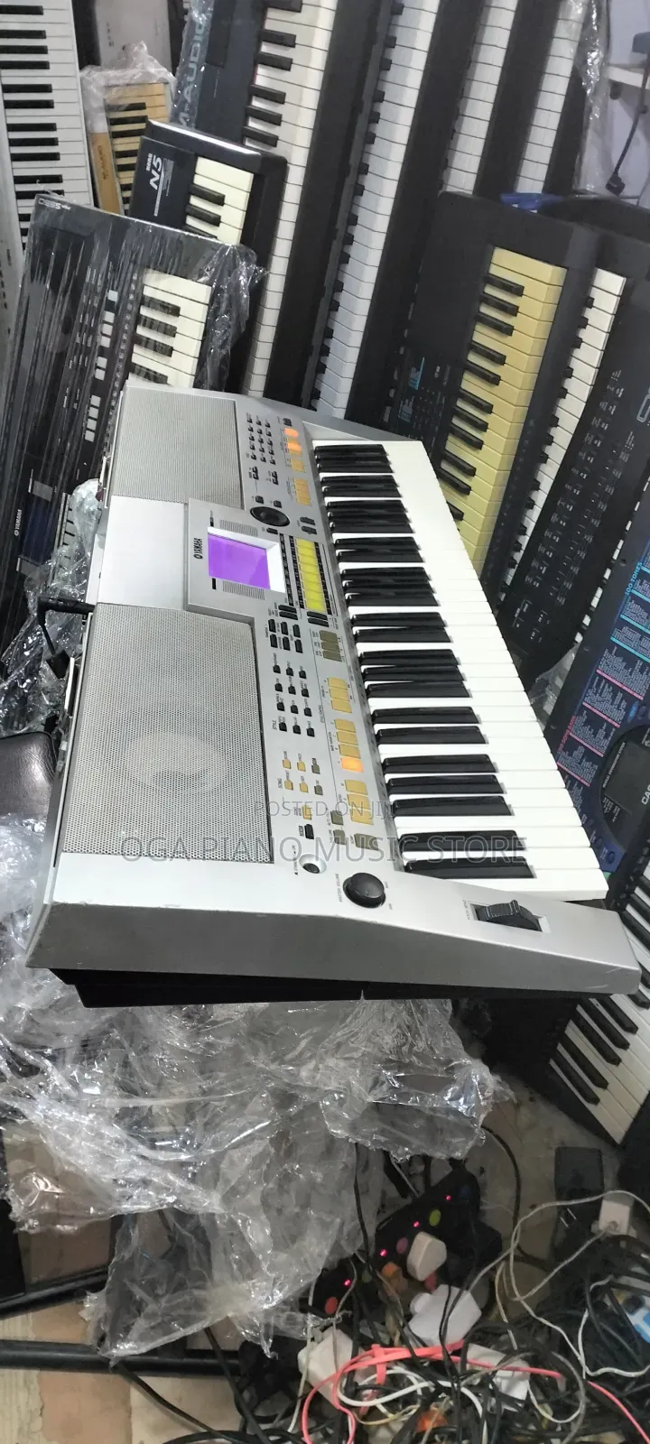 Yamaha PSR S550s Digital Workstation Arranger Keyboard