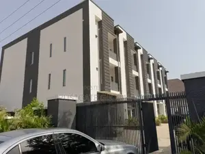 4bdrm Townhouse/Terrace in Life Camp for sale