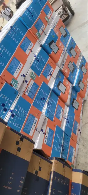 100watts Akt Flood Light