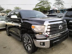 Toyota Sequoia 2015 Black