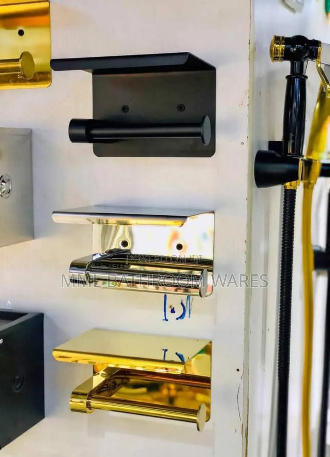 Rust Proof Wall Mounted Tissue Holder With Phone Shelf