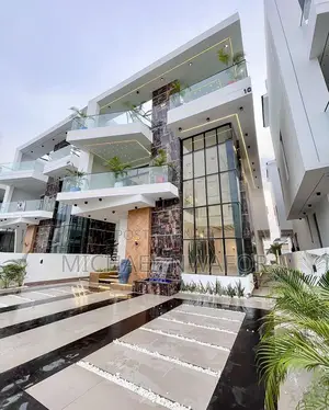 Furnished 5bdrm Duplex in Chevron for sale