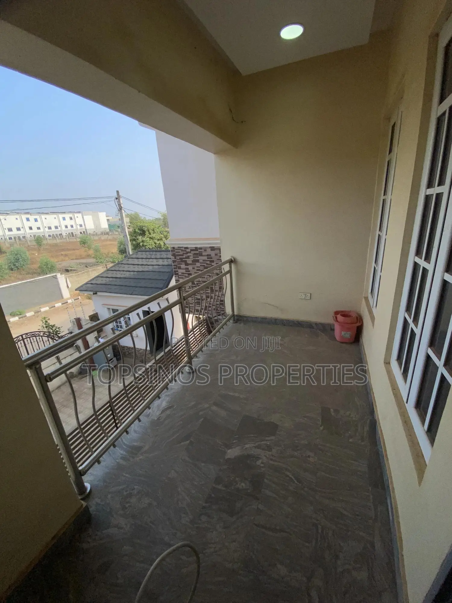 5bdrm Duplex in Dawaki for rent
