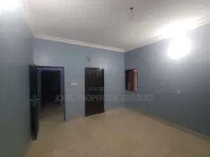 2bdrm Block of Flats in Zone 5 / Wuse for rent