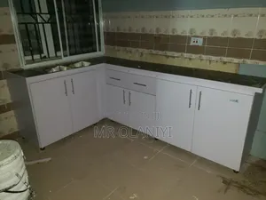 Photo - Kitchen Cabinet