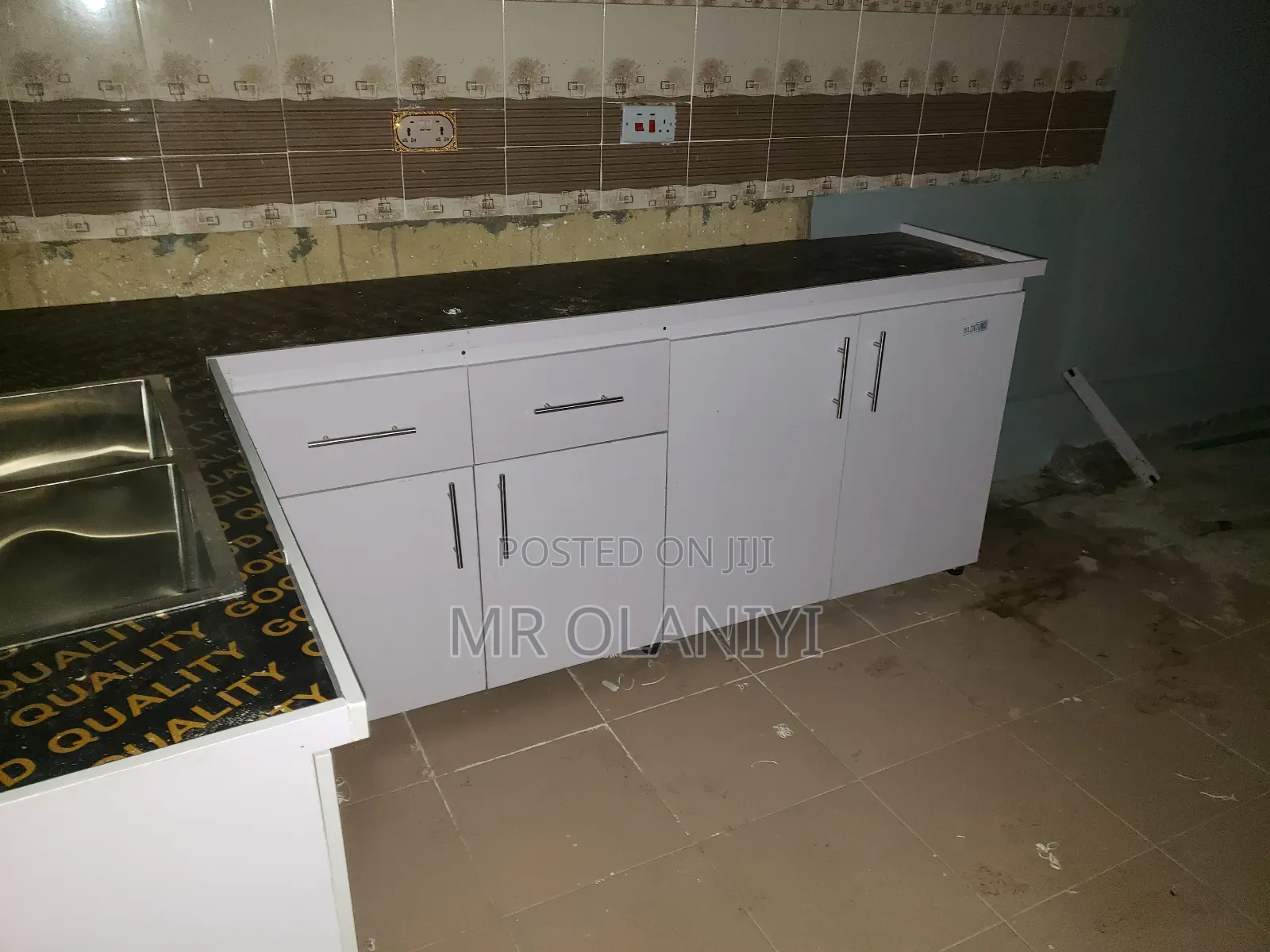 Kitchen Cabinet