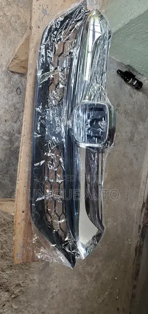 Front Grille 2018 Honda CRV