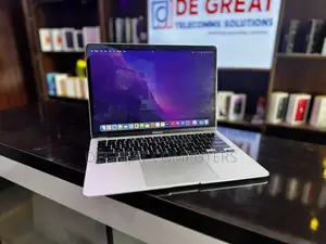 Laptop Apple MacBook Air 2020 8GB Intel Core I5 SSD 512GB