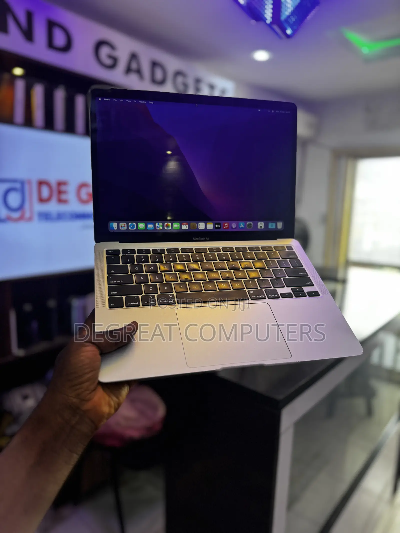 Laptop Apple MacBook Air 2020 8GB Intel Core I5 SSD 512GB