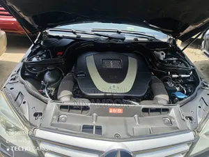 Mercedes-Benz C300 2011 Black