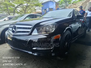 Mercedes-Benz C300 2012 Black