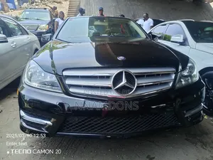 Mercedes-Benz C300 2012 Black