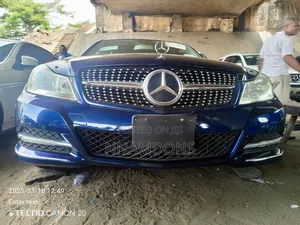 Mercedes-Benz C300 2013 Blue