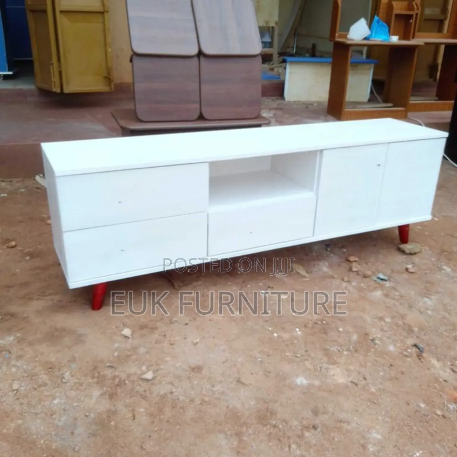 O5** White Tv Stand