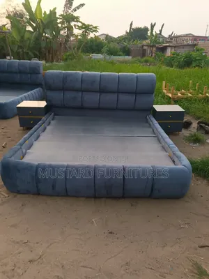 Quality Bubble 6x6ft Padded Bedframe With Two Sides Drawer