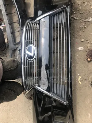 Lexus Es 350. 2015 Model Front Bumper Complete