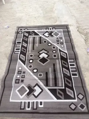 4*6 Center Rug