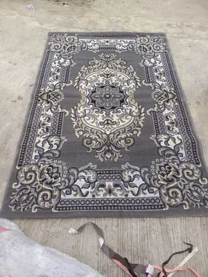 5*7 Center Rug