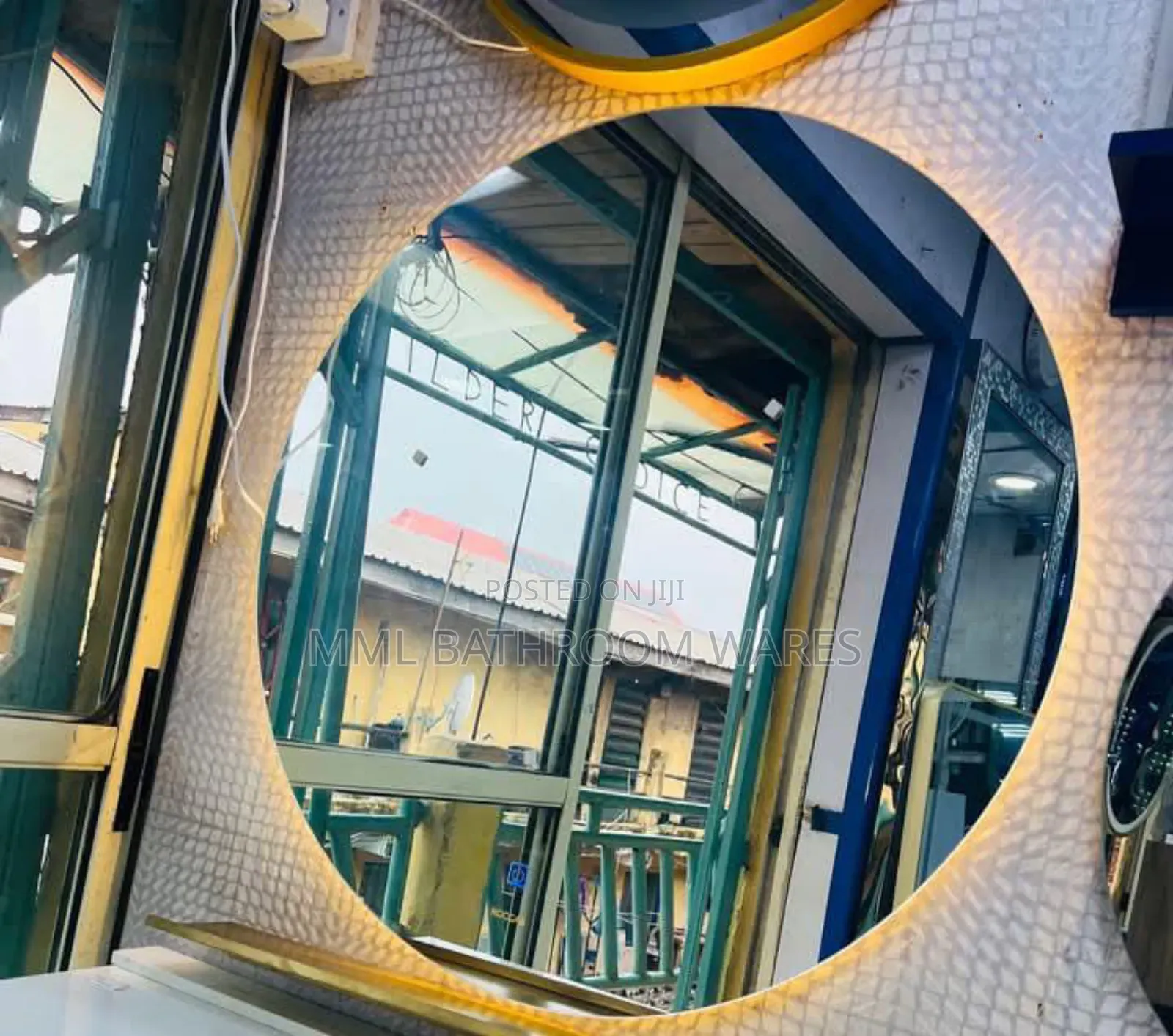 70cm Round Salon Mirrors