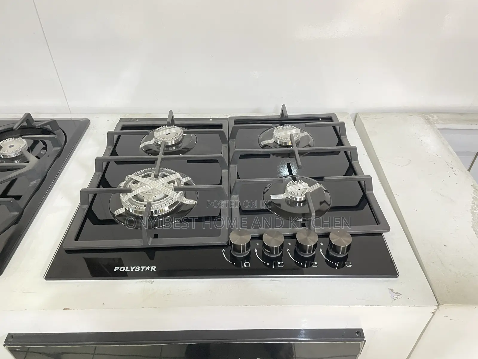 Polystar 4bunners Inbuilt Gas Cooker