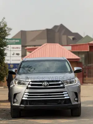 Toyota Highlander 2015 Silver