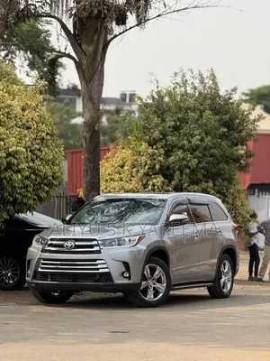 Toyota Highlander 2015 Silver
