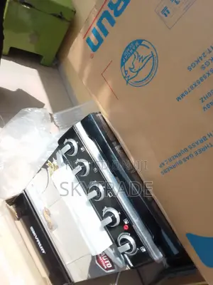 Brand New Skyrun Gas Cooker (3burners+1 Hot Plate) With Oven