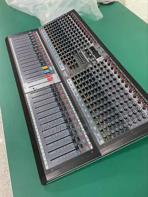 24 Channels DSP Pko24 Professional Mixer