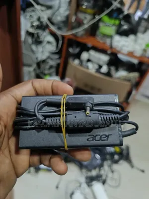 Acer Laptop Charger Tiny Pin Mouse 65w 19v 3.40a