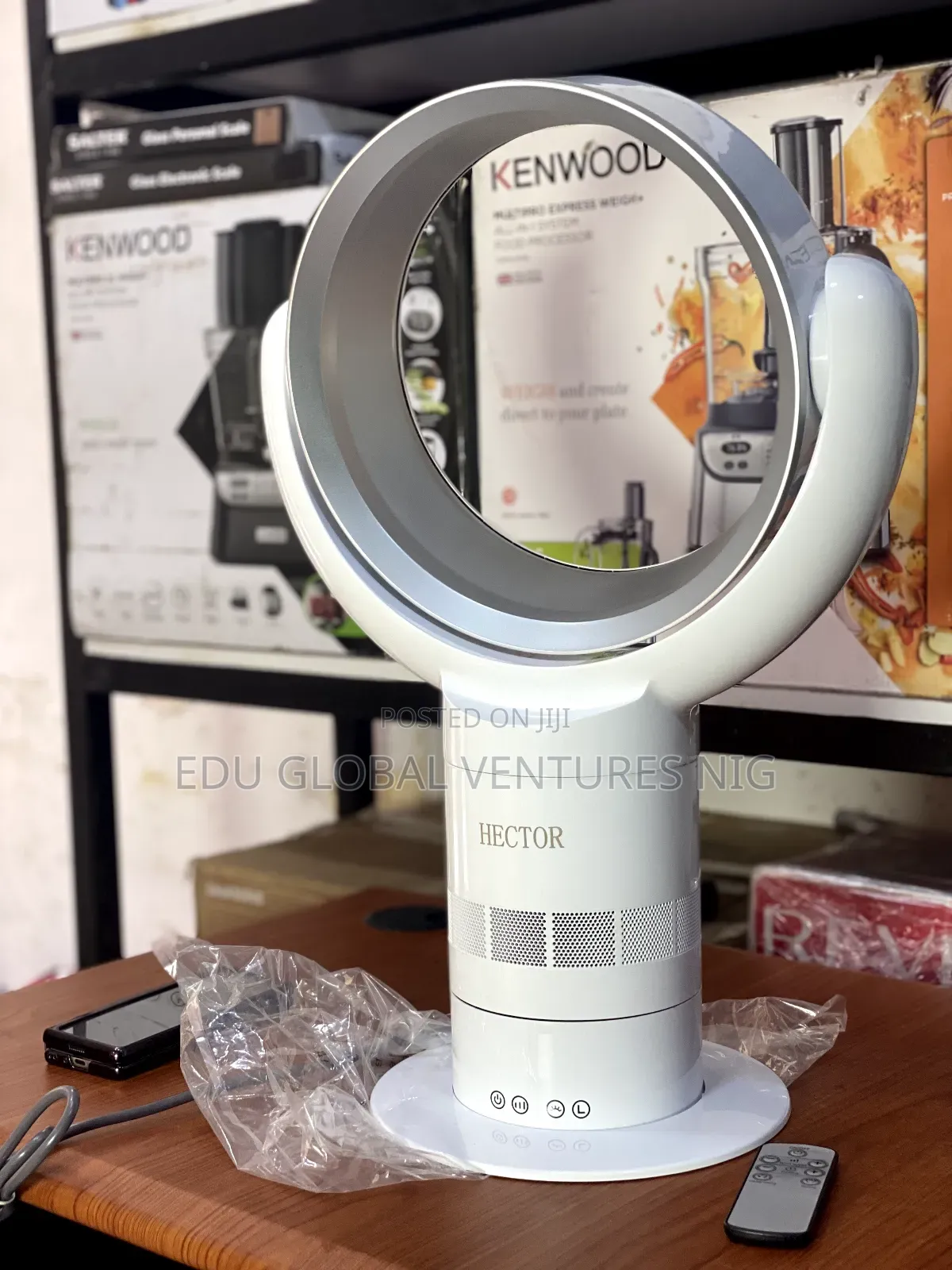 Hector Bladeless Digital Table Fan With Remote Control.