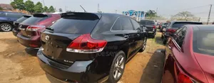 Photo - Toyota Venza 2014 Black