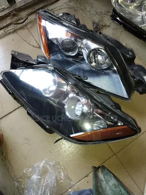 Mazda Cx7 2005 Headlight