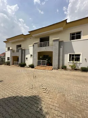 4bdrm House in In An Estate Around for sale