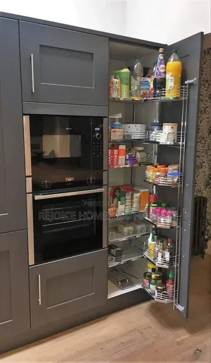 Quality Pantry for Food Storage