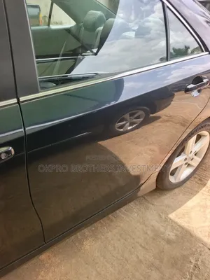 Toyota Camry SE 4dr Sedan (2.5L 4cyl 6A) 2012 Green