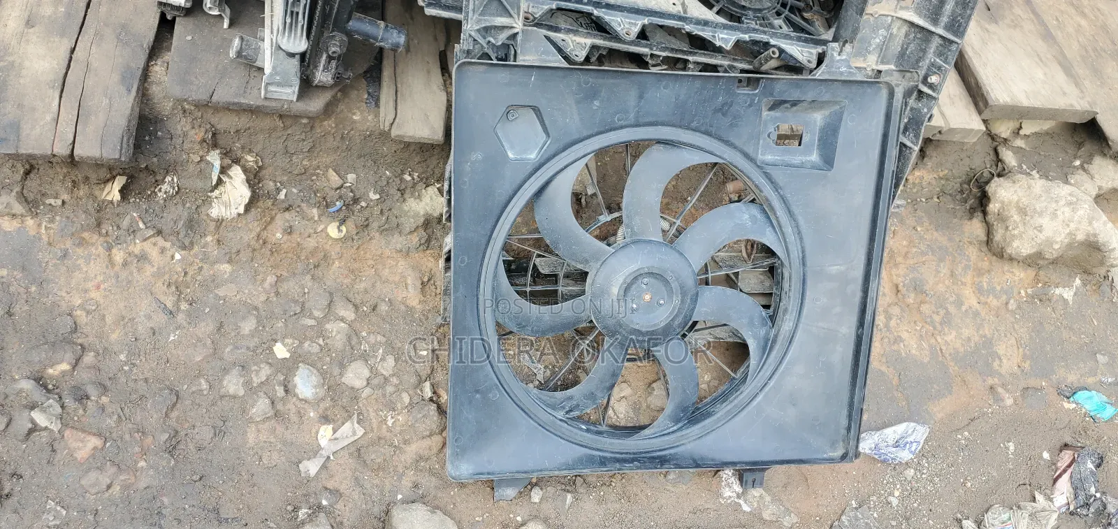 Fan Kia Mohib