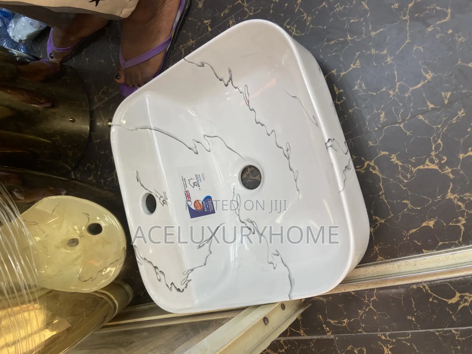 Countertop Basin Square Shape