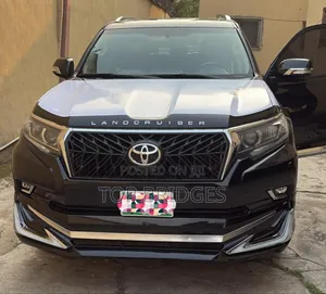 Photo - Toyota Land Cruiser Prado 2022 Black
