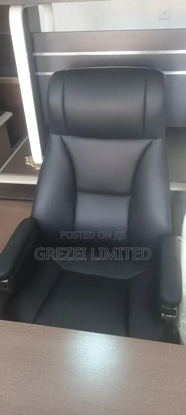 Executive Office Chair